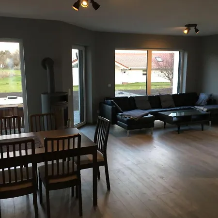 Mondlicht Villa Trent